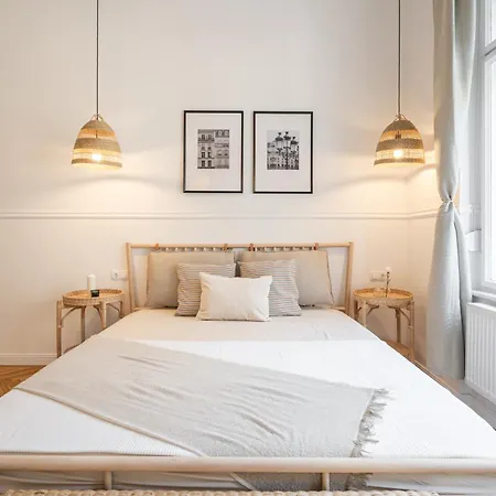 Scandinavian Design Apartment *